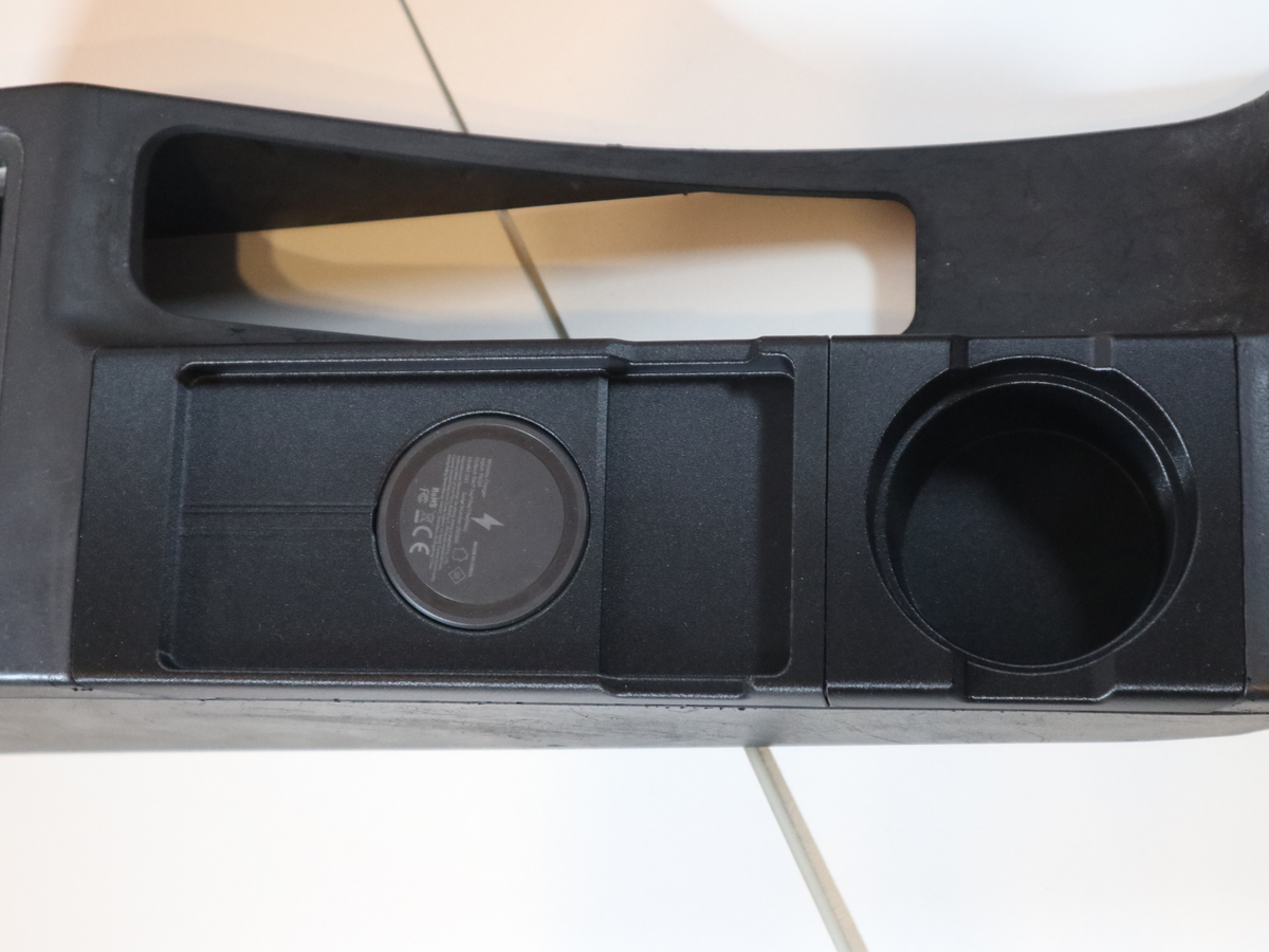 Wireless Iphone Charger for E46